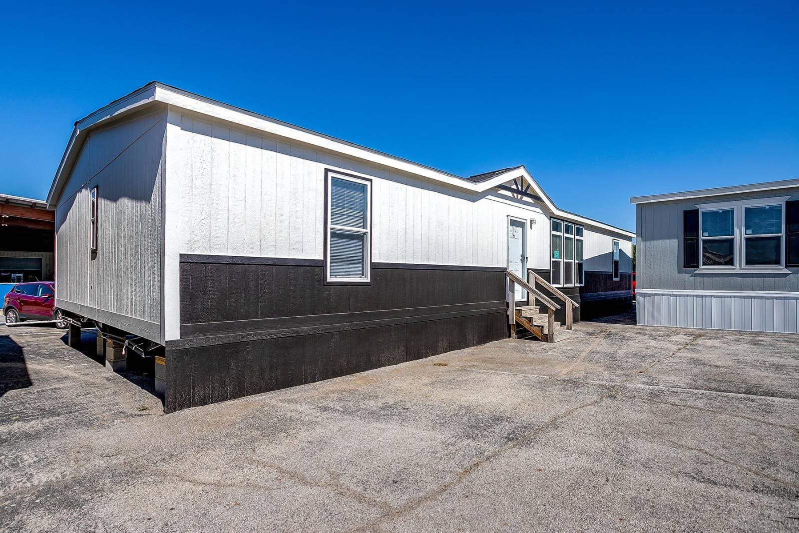 Nm3260f exterior home features