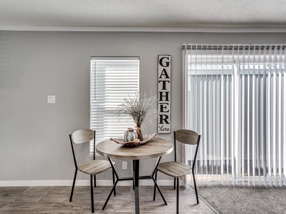 The big bo interior home features