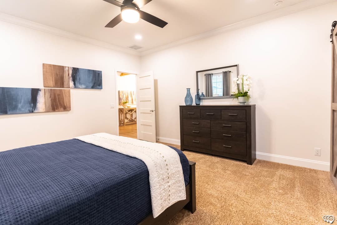 The shoreline bedroom home features