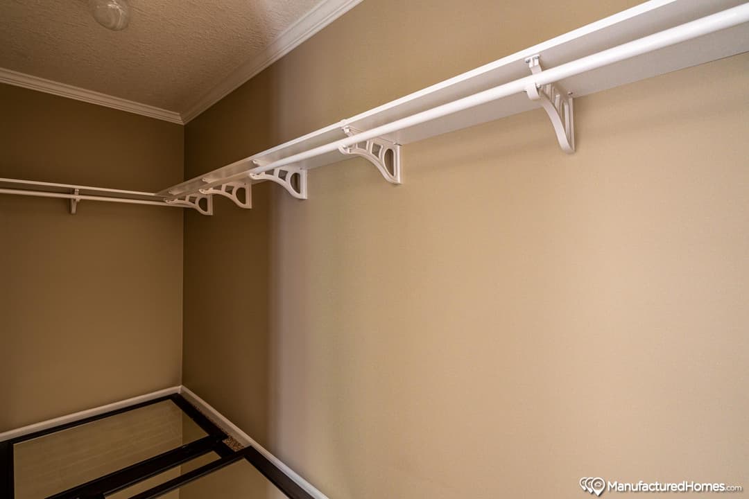 The vayda kate interior home features