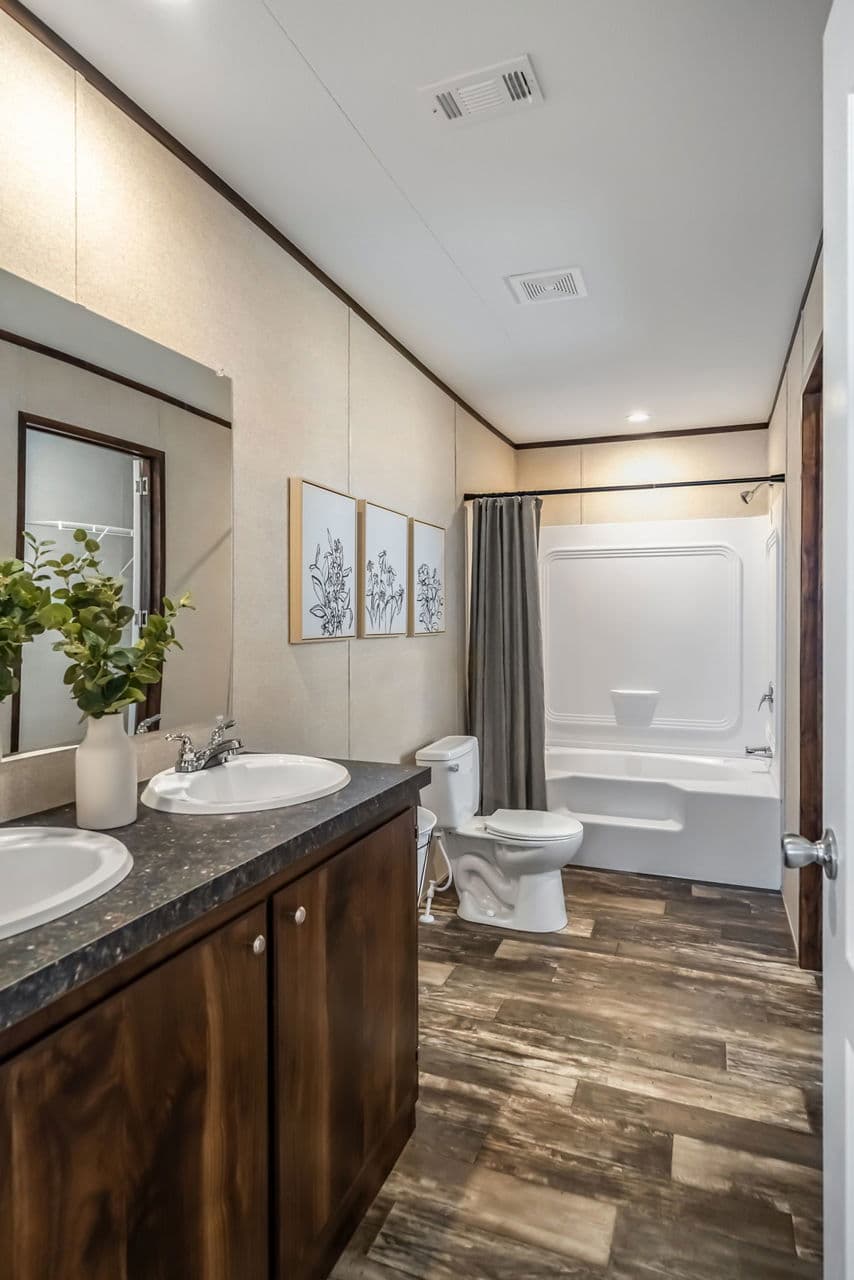 Prime clay 135 bathroom home features