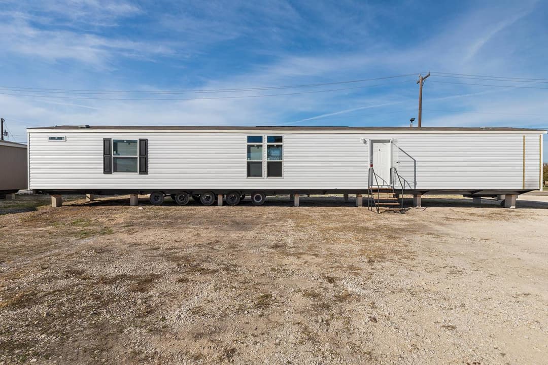 Csd1676p exterior home features