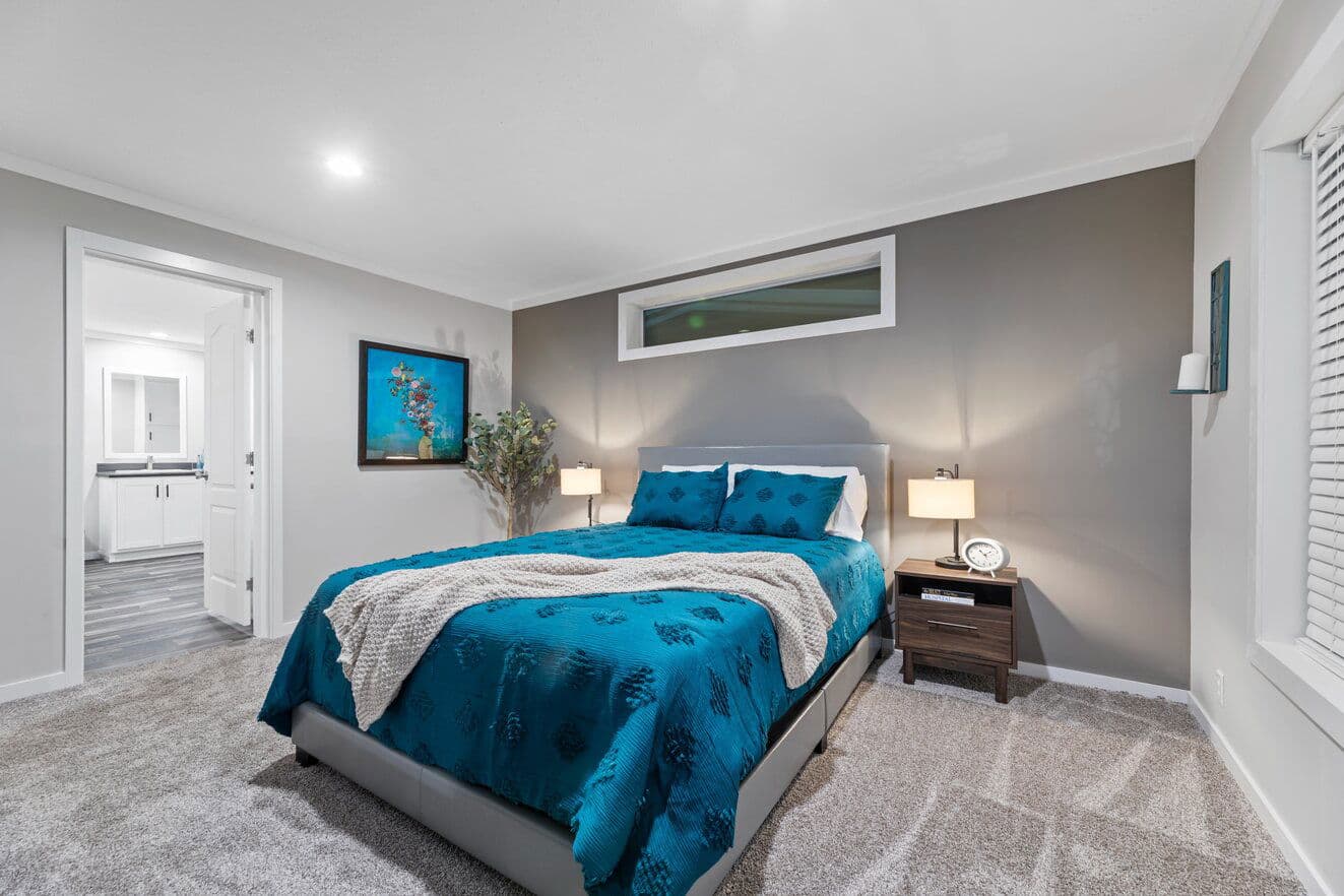 K2 edge bedroom home features