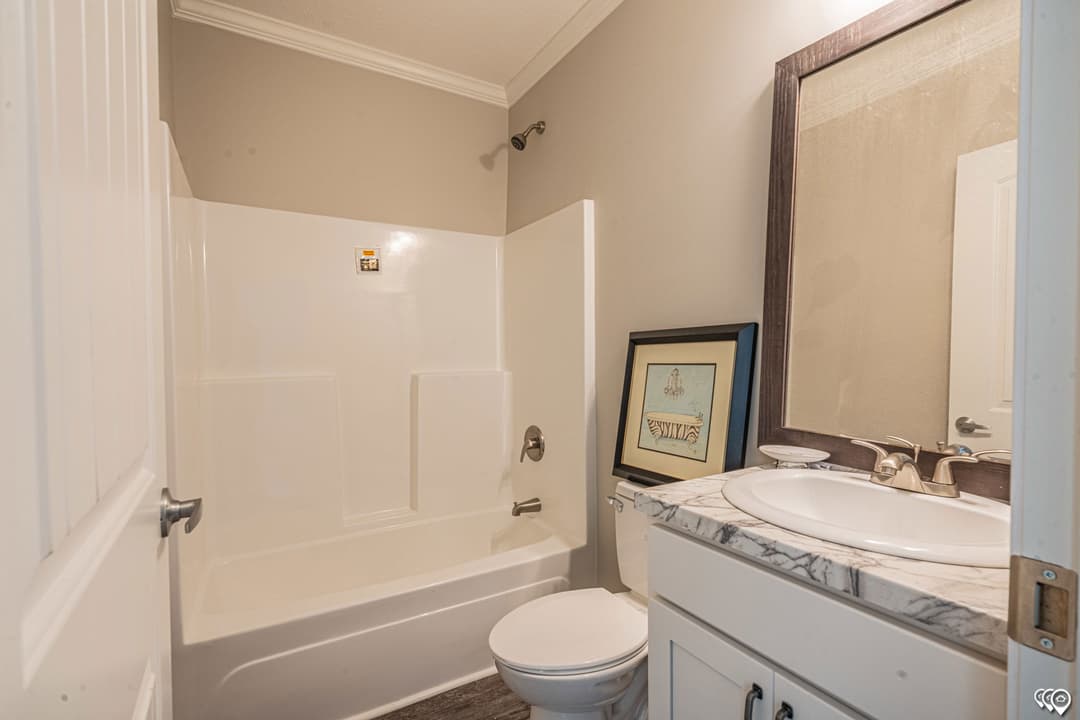 Mei bathroom home features