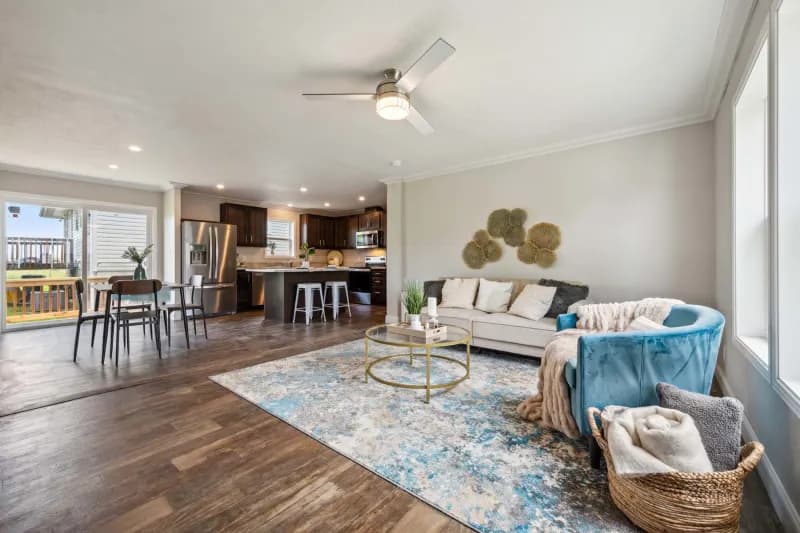 Prairie dune 8862 interior home features