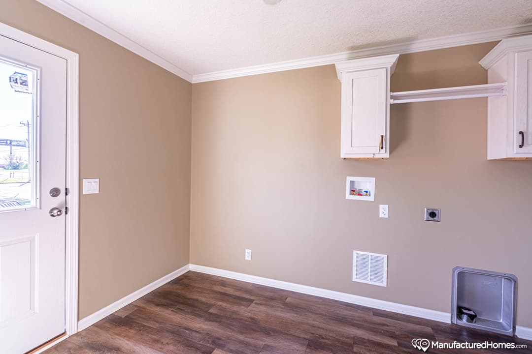 The vayda kate interior home features