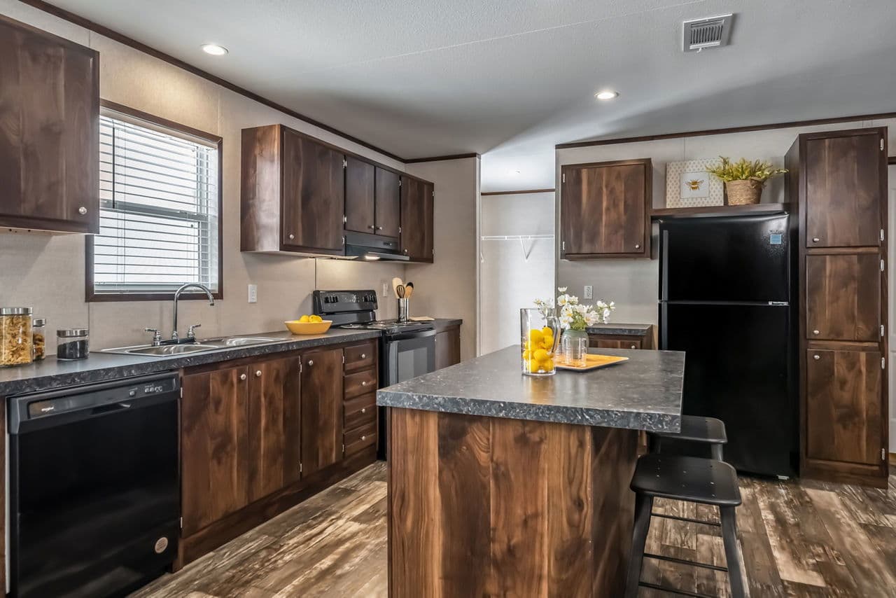 Prime clay 135 kitchen and hero home features