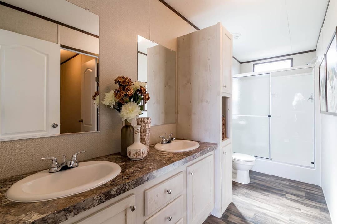 Nm3248b bathroom home features