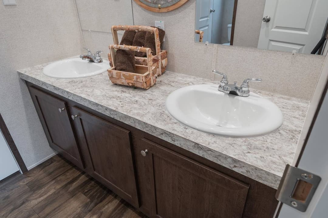 Nm3260f bathroom home features