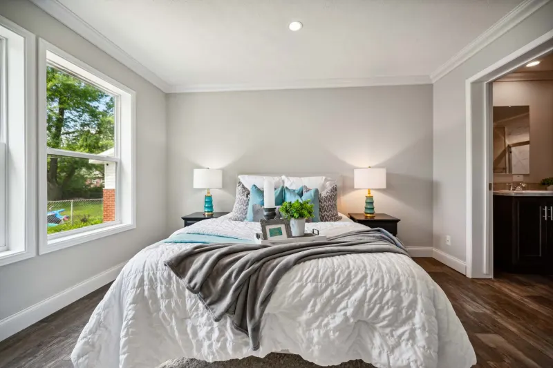 Prairie dune 8862 bedroom home features