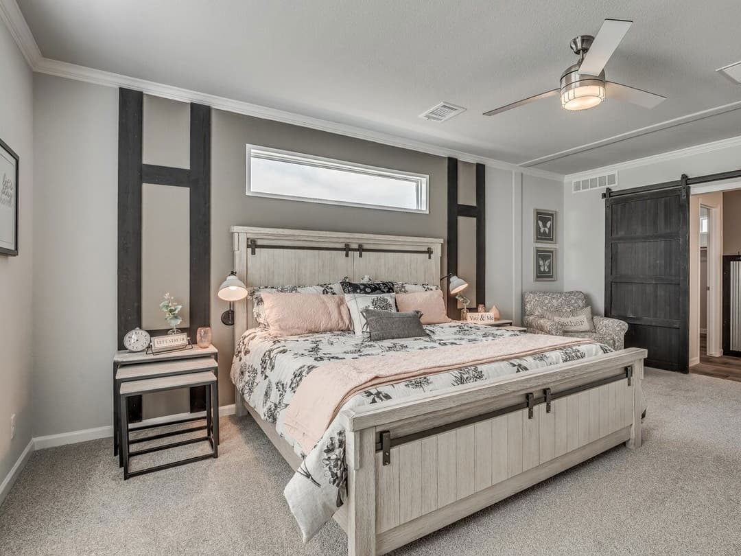 Vintage farmhouse flex 47643a bedroom home features