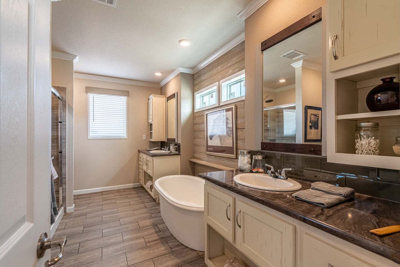 Urban homestead 28563c bathroom home features