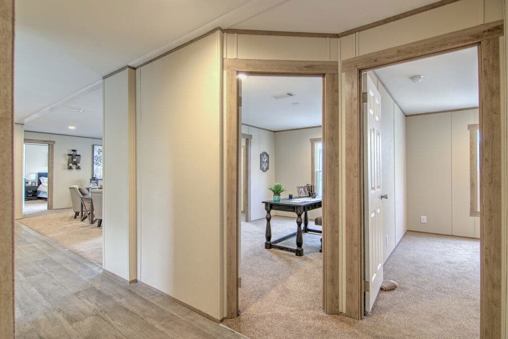 Vela 9456 interior home features