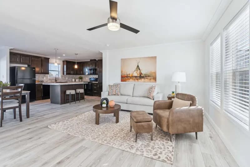 Prairie dune 8862 interior home features