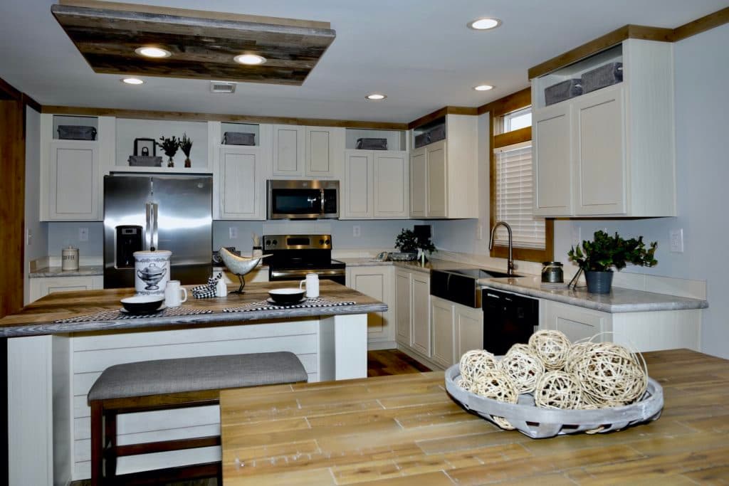 Mariana 9776 kitchen home features