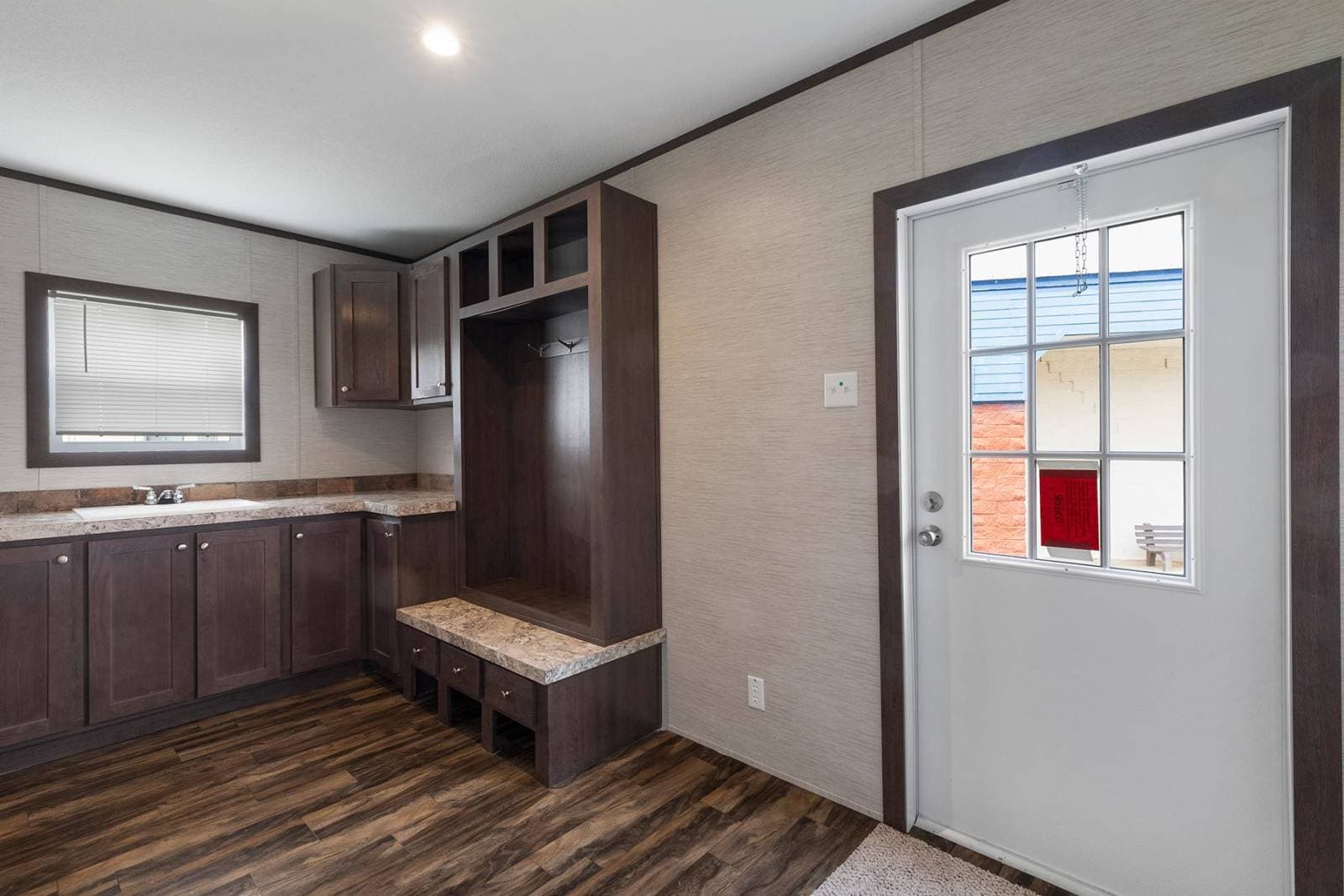 Csd3256k interior home features