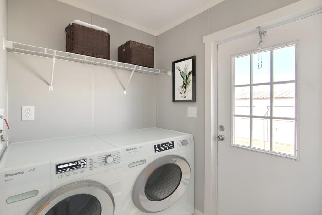 Sofia 9678 interior home features