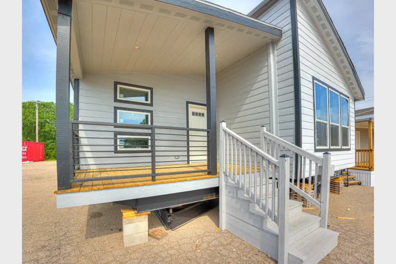 Genesis 9302 elevation and exterior home features