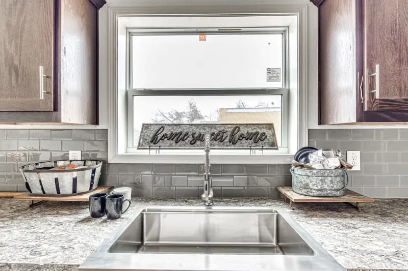 Skyliner 6380p kitchen home features