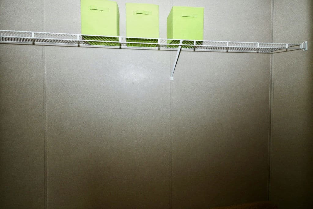 Andromeda 9348 interior home features