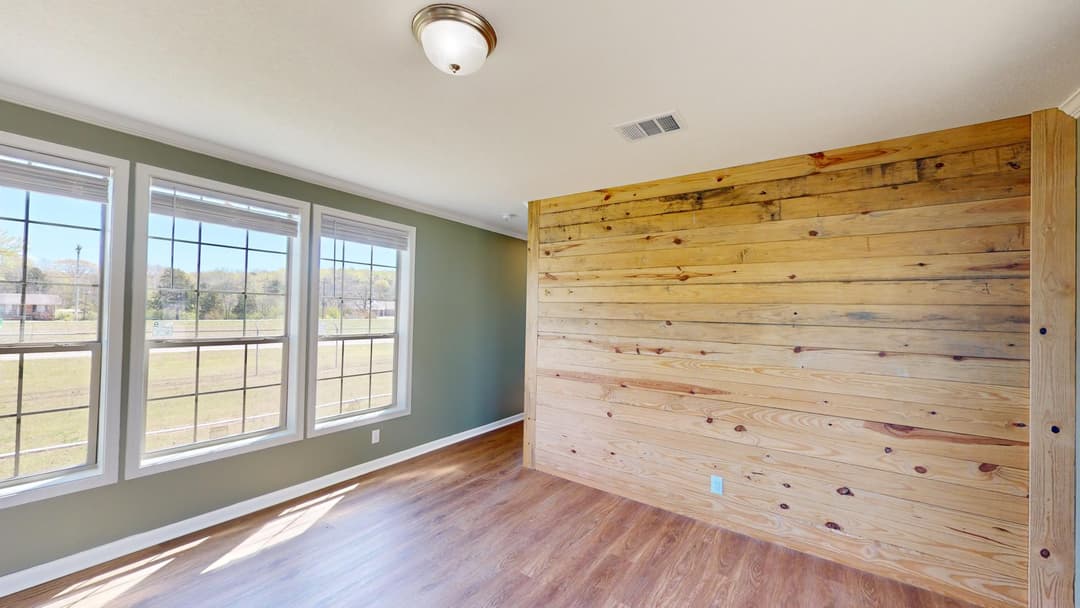 Lakeview interior home features