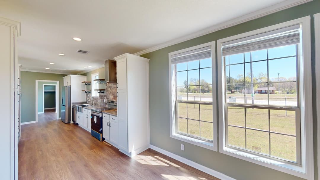 Lakeview interior home features