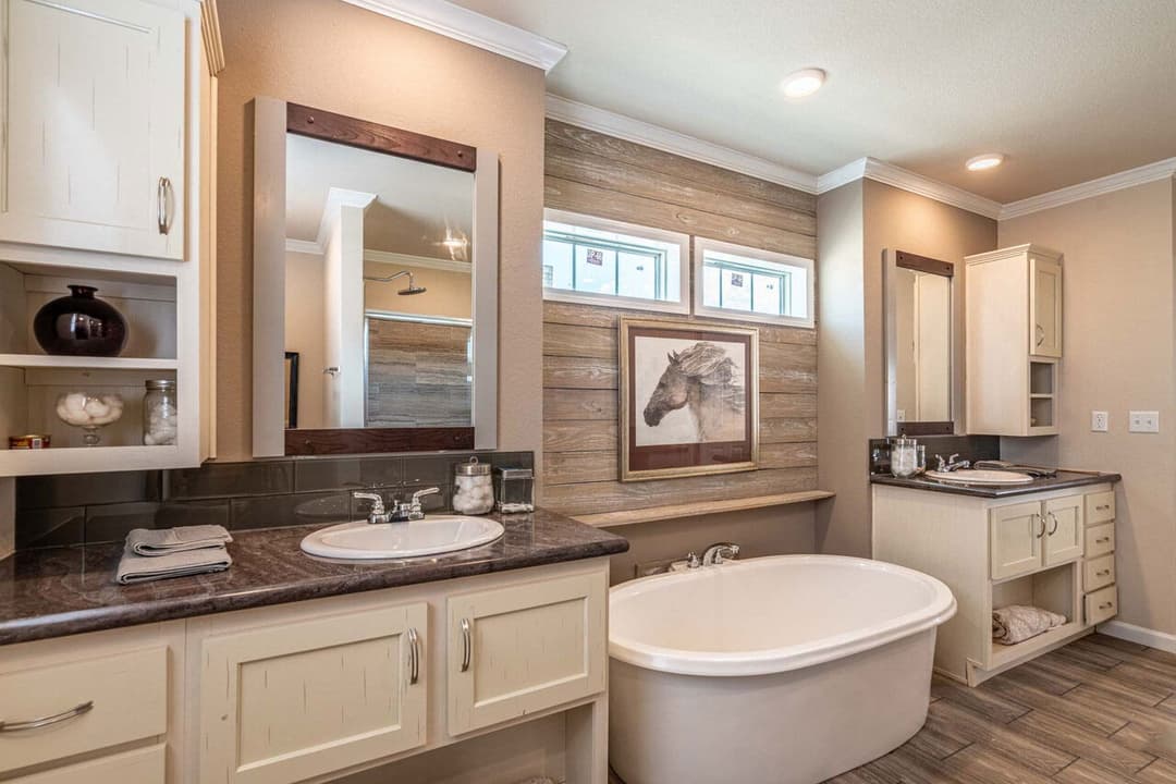 Urban homestead 28563c bathroom home features