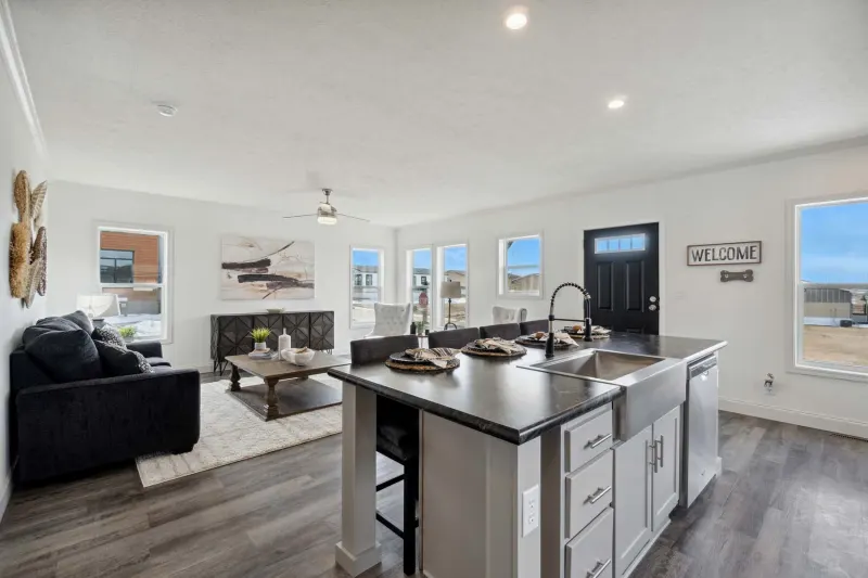 Orion kitchen home features