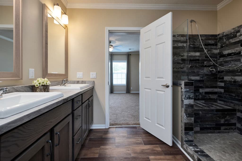 Andrew bathroom home features