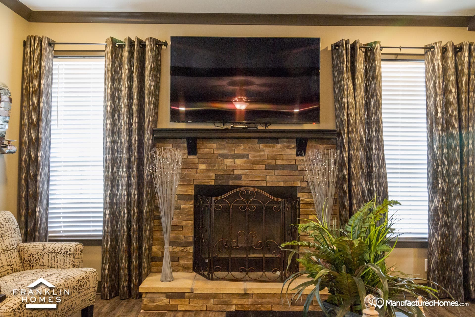 Nandina i interior home features