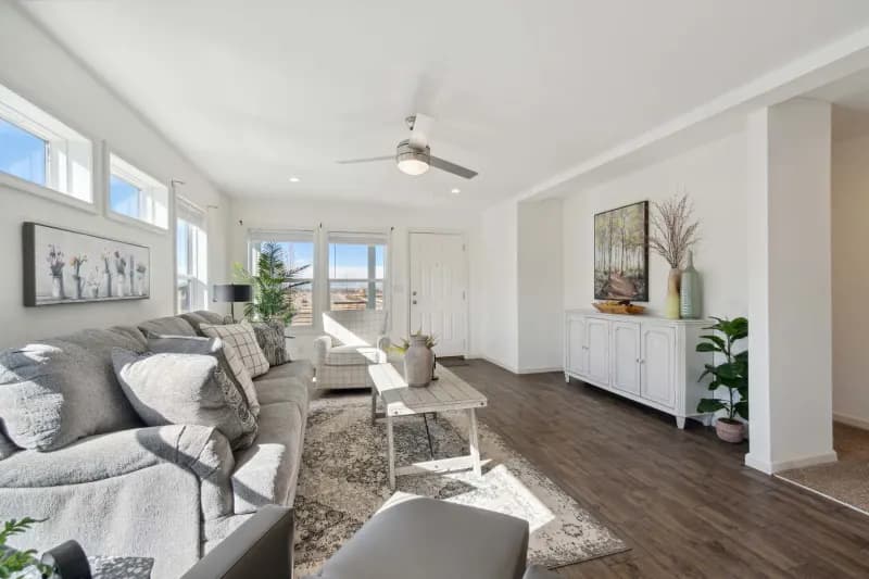 Pika interior home features