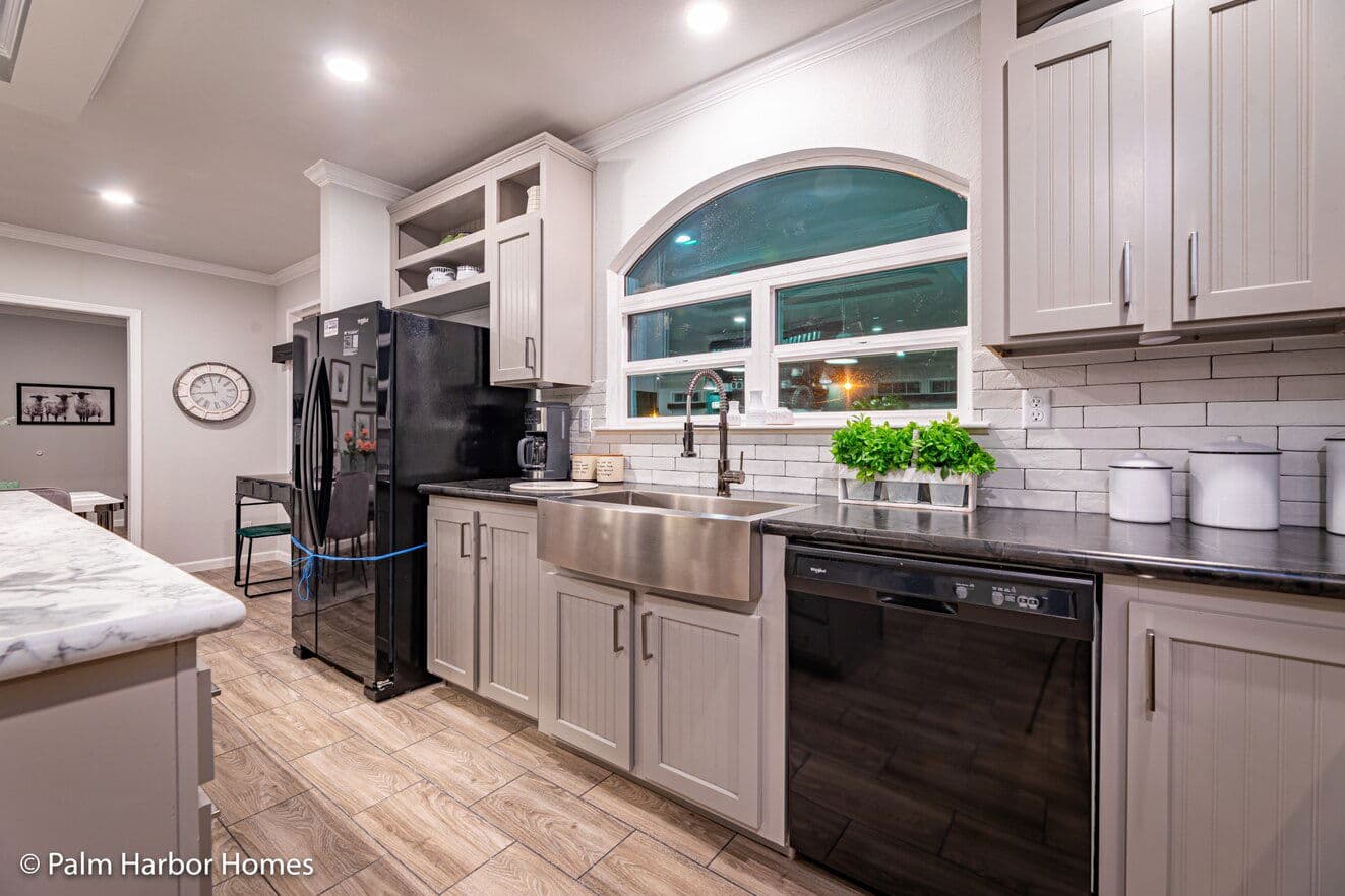 Vintage farmhouse ii 32764h kitchen home features