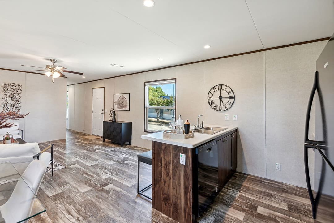 Prime ridge 135 kitchen home features