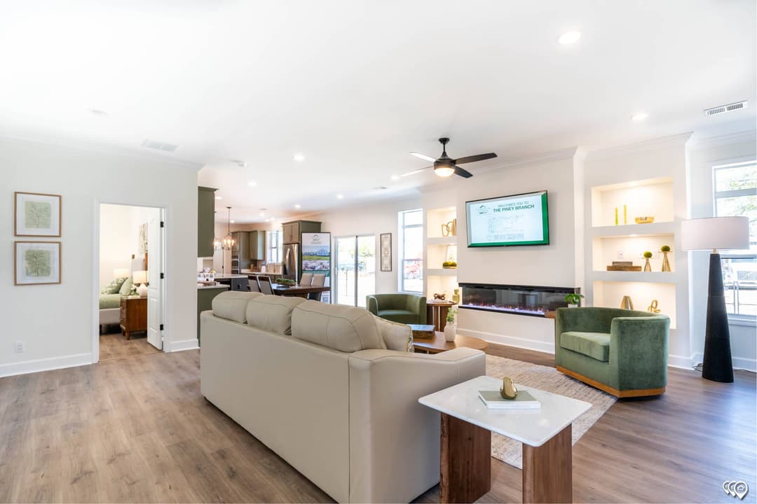 The piney branch interior home features