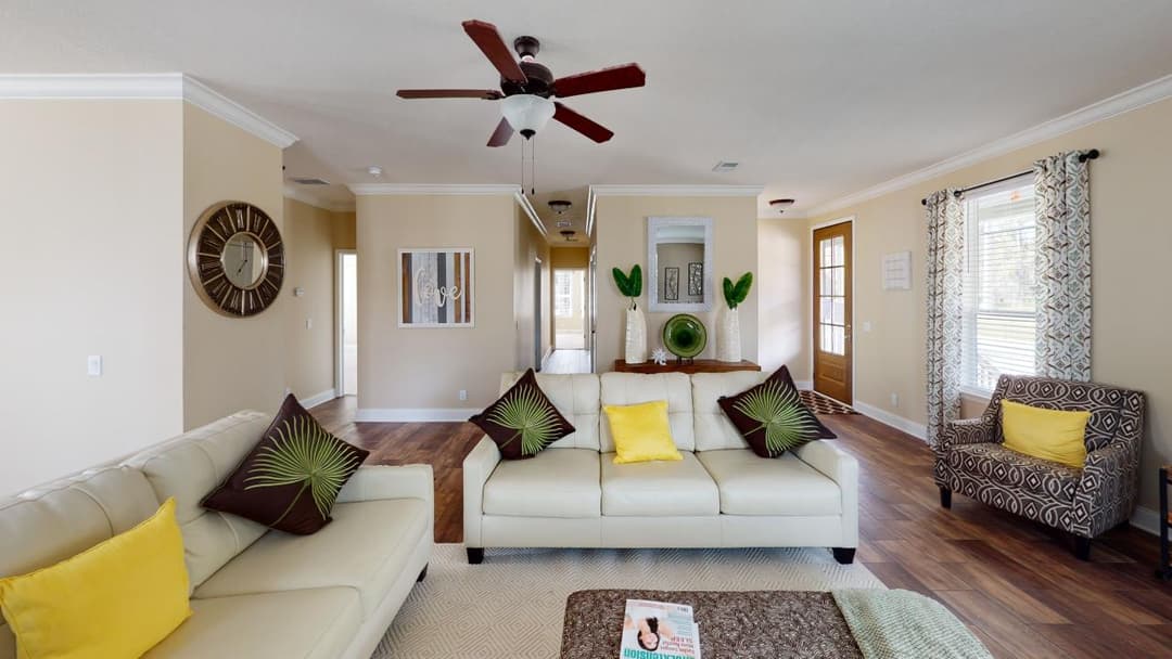 Lilly ii interior home features