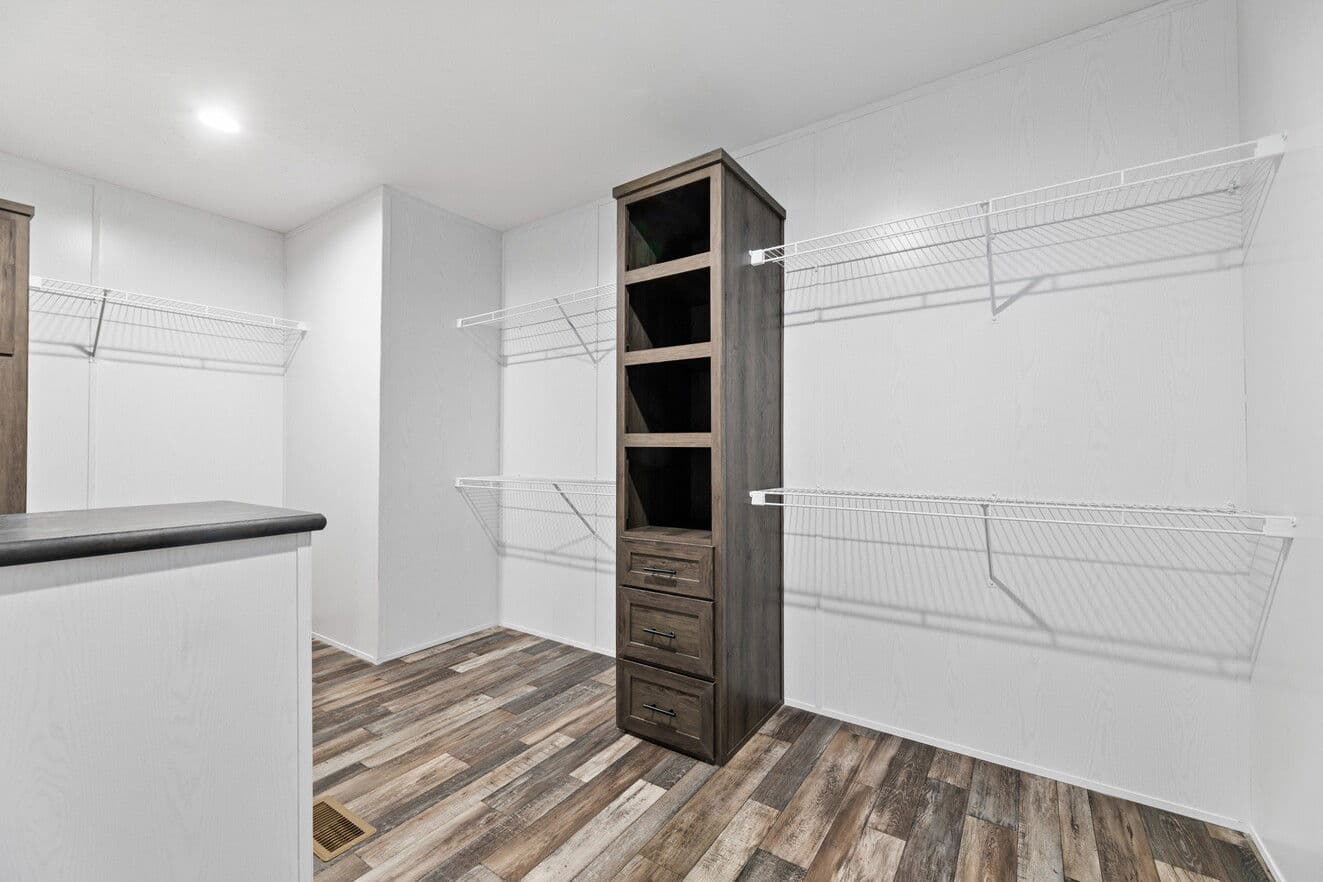 K2 edge interior home features