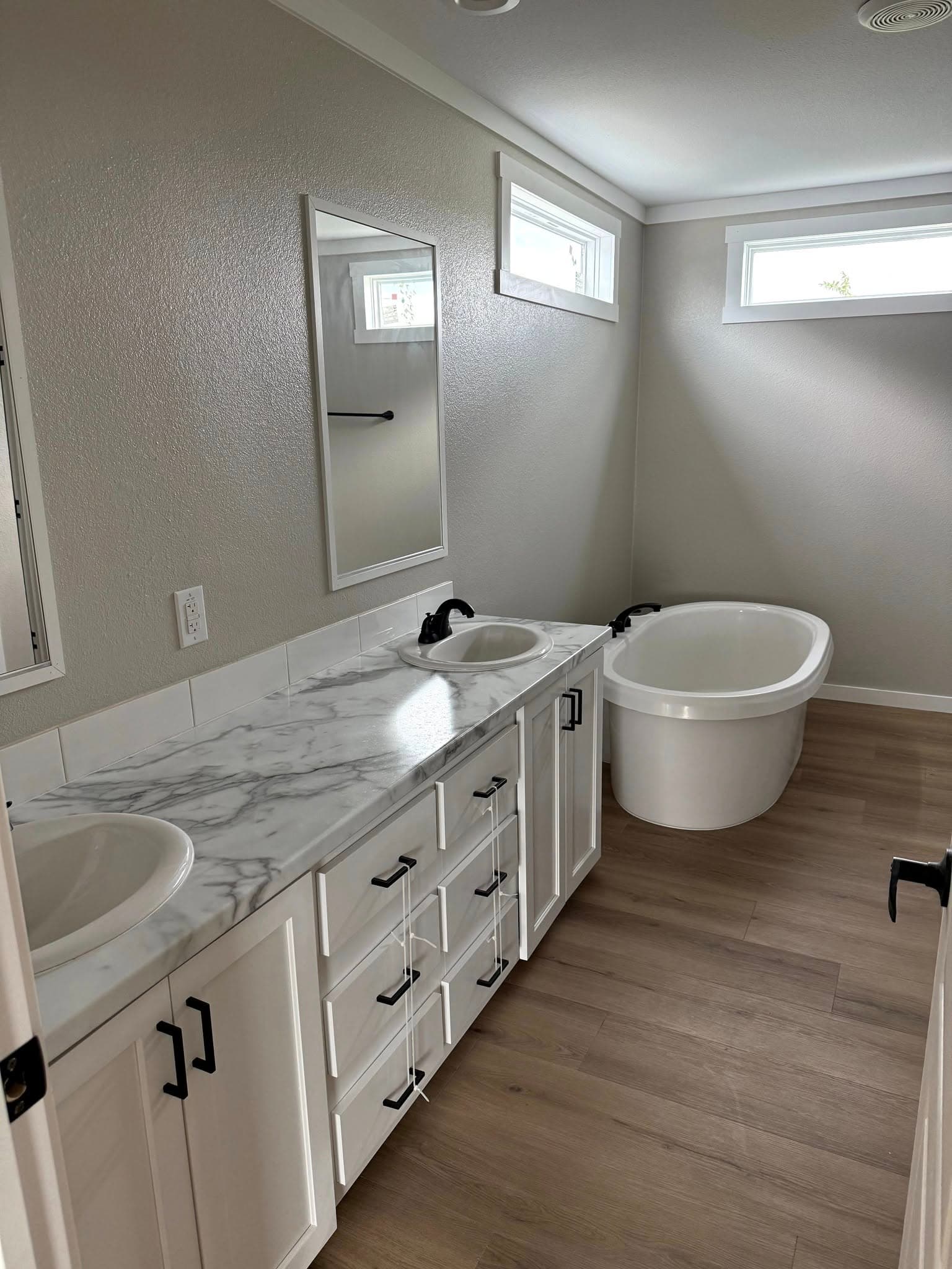 The swisher bathroom home features