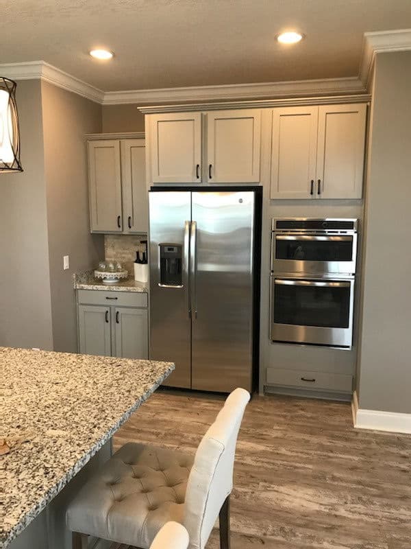 Alexander kitchen home features