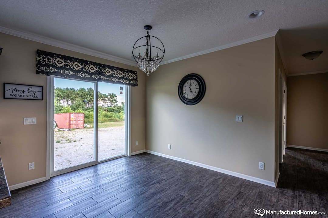 Ace interior home features